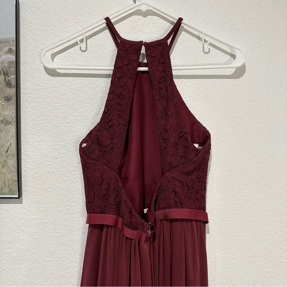 David’s Bridal Lace Halter Top Formal Floor Length Maxi Dress with Belt - Picture 5 of 8
